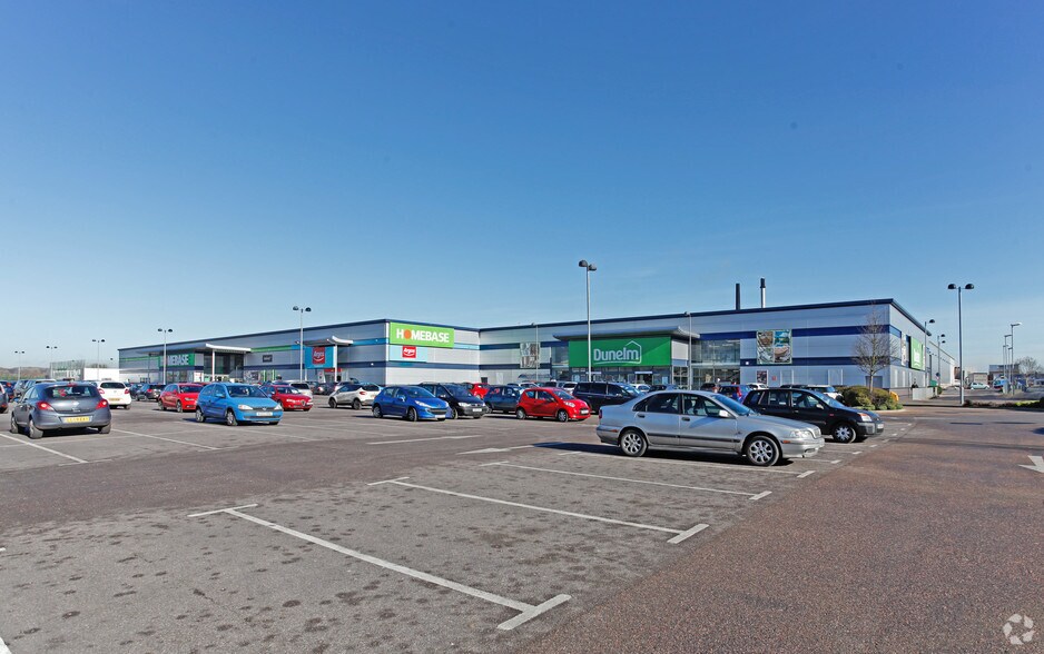 Edinburgh Way, Harlow, ESS CM20 2TN Retail For Lease