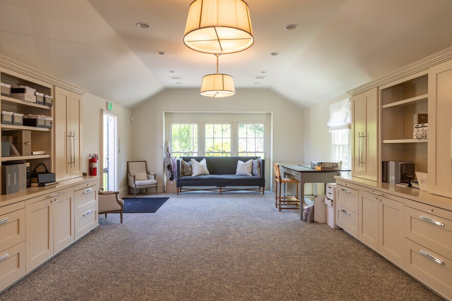 More Photos Of 3775 S Highland Dr, Millcreek Office For Lease