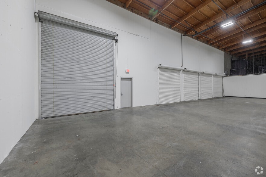 More Photos Of 200-230 Railroad Ave, Milpitas Unknown For Lease