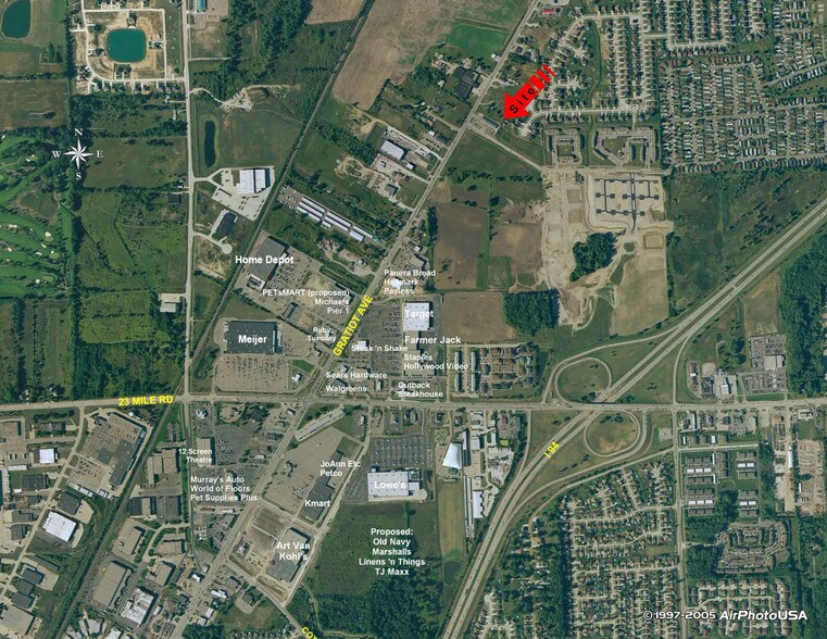 More Photos Of 52250-52396 Gratiot Ave, Chesterfield Storefront For Lease