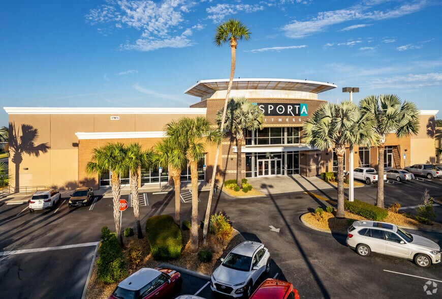 More Photos Of 1229 Missouri Ave N, Largo Health Club For Sale