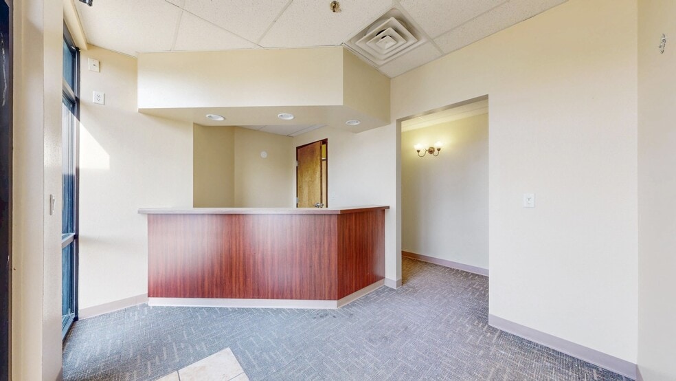 More Photos Of 231 W 67th Ct, Loveland Office For Lease
