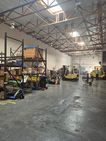 More Photos Of 6675 Doolittle Ave, Riverside Warehouse For Sale