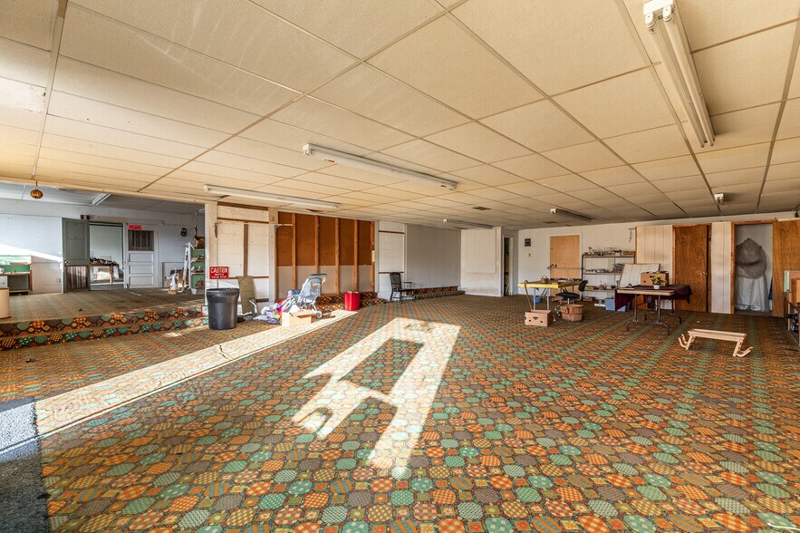 More Photos Of 400 Highway 22, Clifton Storefront Retail Office For Lease