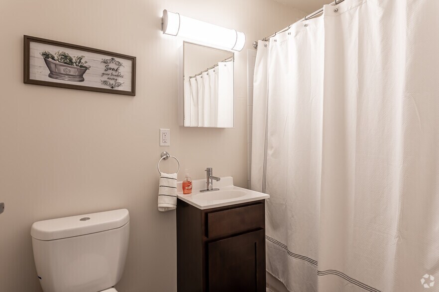 More Photos Of 10 Chestnut St, Springfield Multifamily For Sale