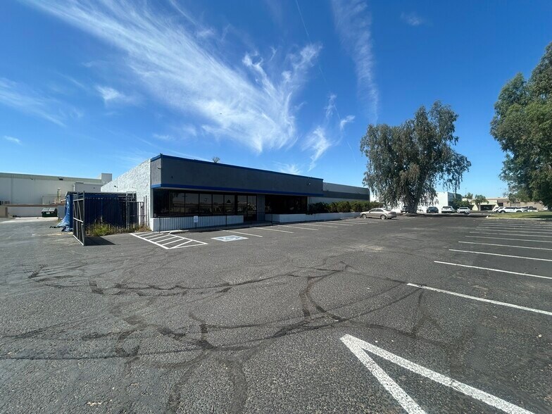More Photos Of 1609 W 17th St, Tempe Manufacturing For Sale