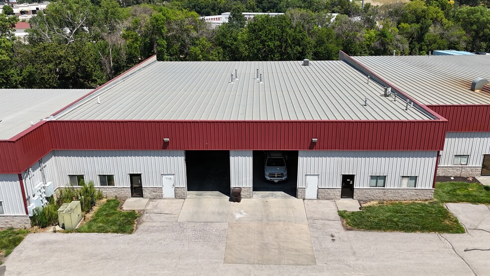 Primary Photo Of 3130 S 6th St, Lincoln Warehouse For Lease