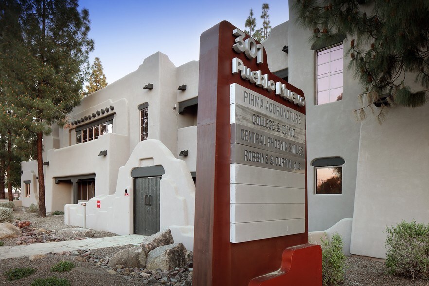 More Photos Of 301 E Bethany Home Rd, Phoenix Office For Lease