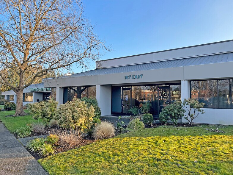 More Photos Of 1800 NW 167th Pl, Beaverton Unknown For Lease