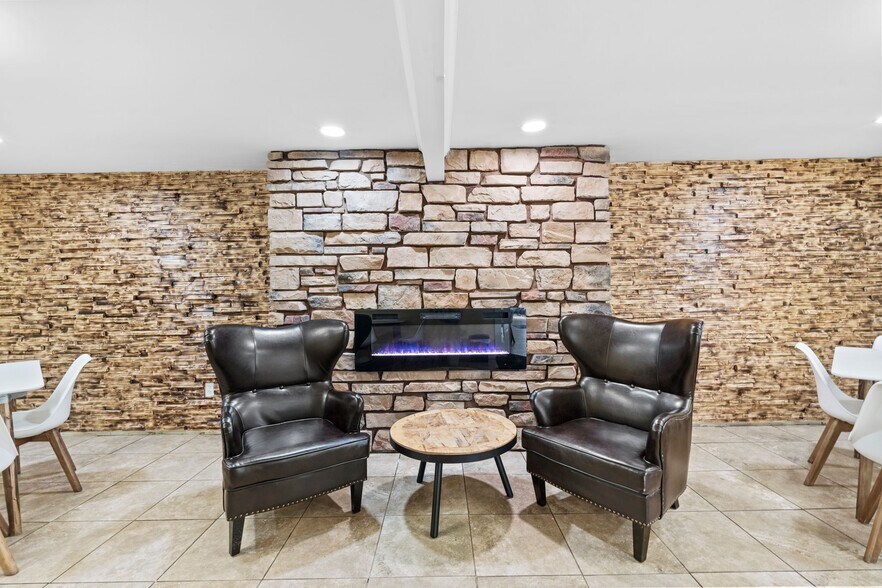 More Photos Of 808 Bypass Rd, Winchester Freestanding For Sale