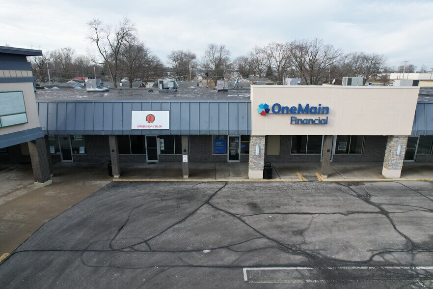More Photos Of Brookwood Dr @ US 30, New Haven Unknown For Lease