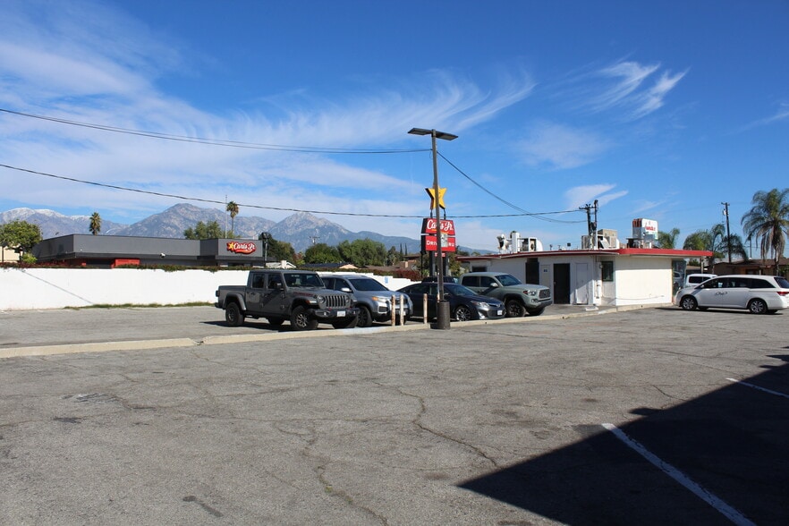More Photos Of 1735 Indian Hill Blvd, Pomona Fast Food For Sale