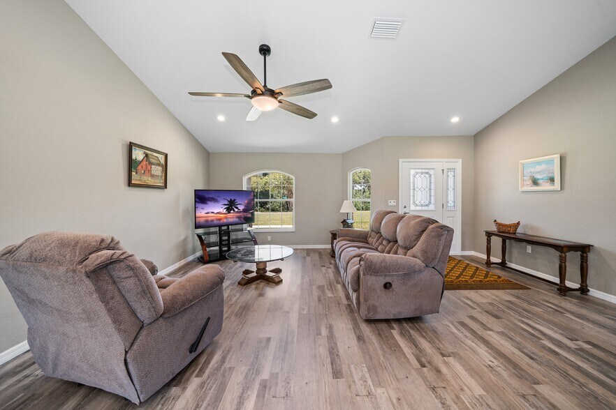 More Photos Of 7780 N Whippoorwill Ter, Hernando Sports And Entertainment For Sale