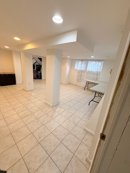 More Photos Of 1013-1015 Park Ave, Plainfield Apartments For Lease