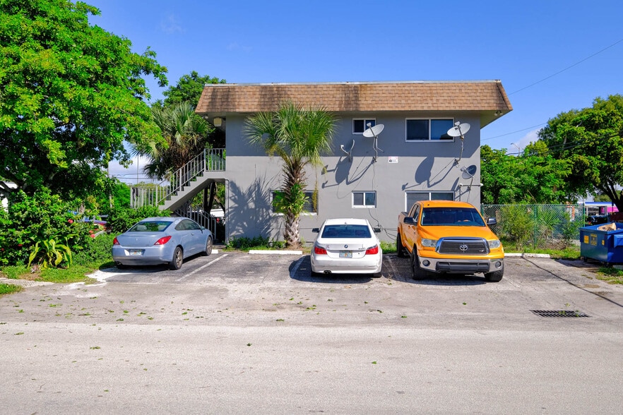 More Photos Of 4900 NW 10th Ave, Fort Lauderdale Apartments For Sale