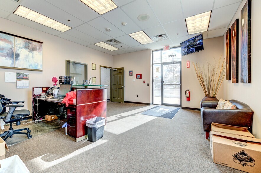 More Photos Of 1470 S Vandeventer Ave, Saint Louis Loft Creative Space For Sale