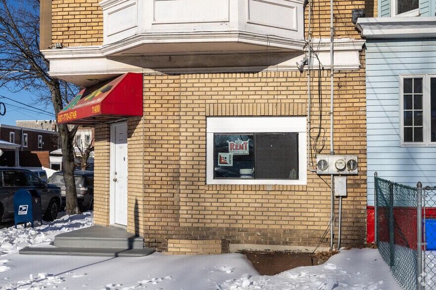 More Photos Of 7400 Lawndale St, Philadelphia Storefront Retail Residential For Lease