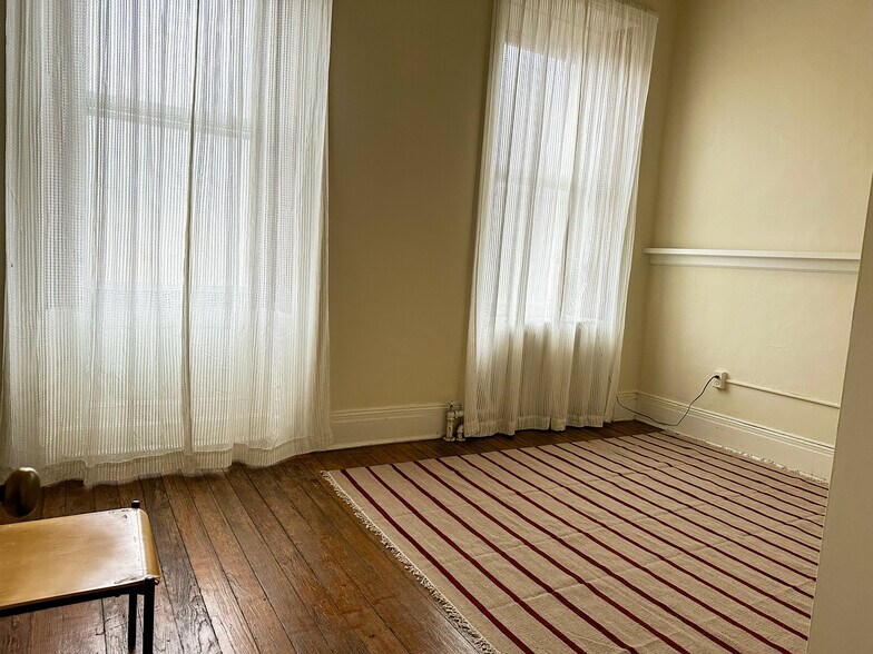 More Photos Of 1316 Eutaw Pl, Baltimore Apartments For Sale