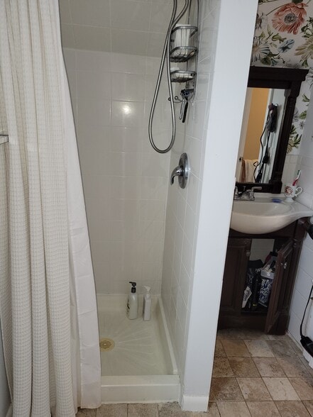 More Photos Of 905 Grand Ave, Asbury Park Apartments For Sale