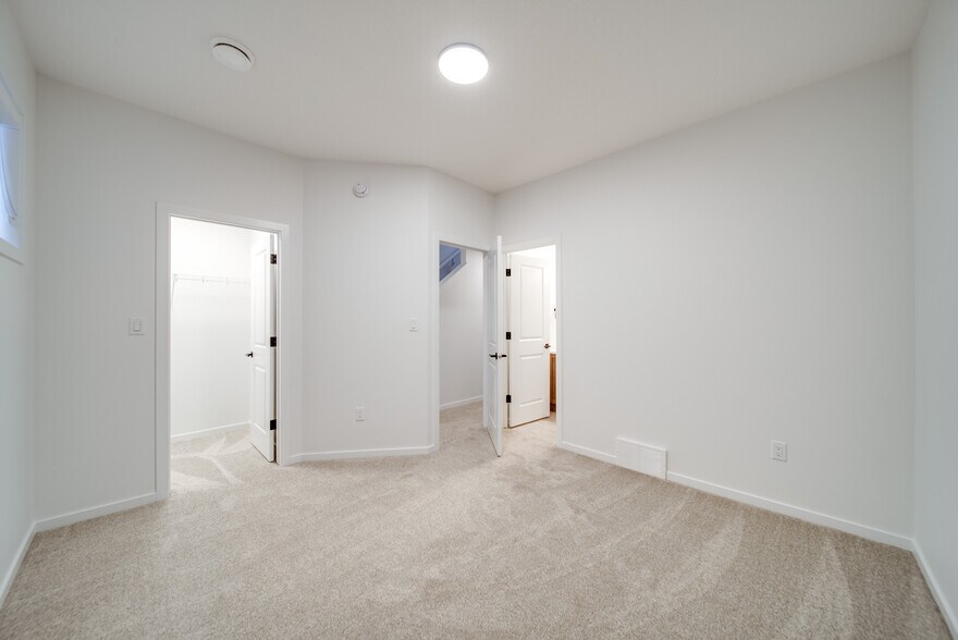 More Photos Of 11121 62 STREET, Edmonton Multifamily For Sale