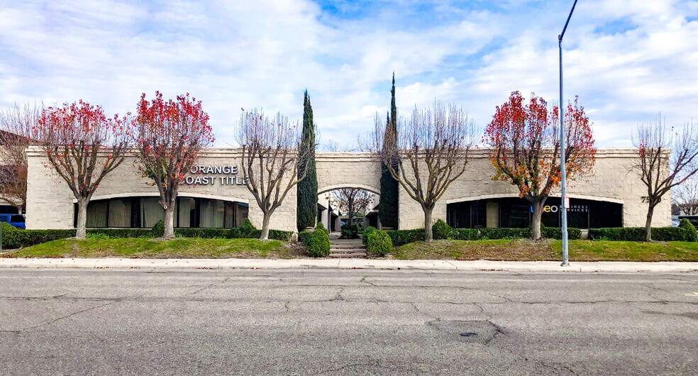 More Photos Of 7580 N Ingram Ave, Fresno Office For Lease