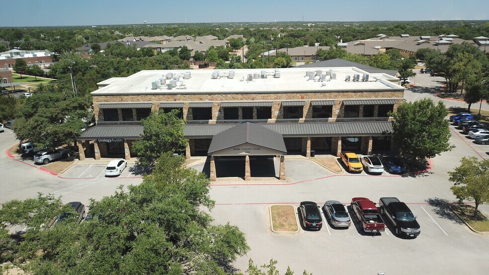 More Photos Of 16040 Park Valley Dr, Round Rock Medical For Lease