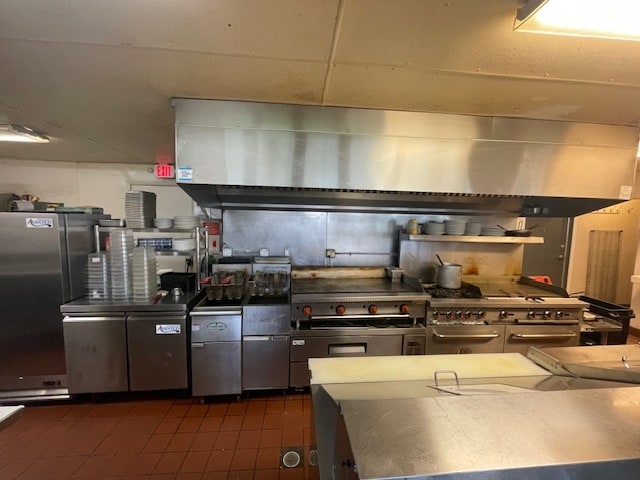 More Photos Of 3020 Harrisburg Ave NE, Canton Restaurant For Sale
