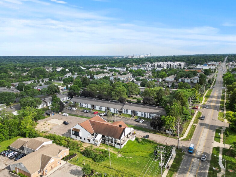 More Photos Of 4588 Kenny Rd, Columbus Storefront Retail Office For Sale