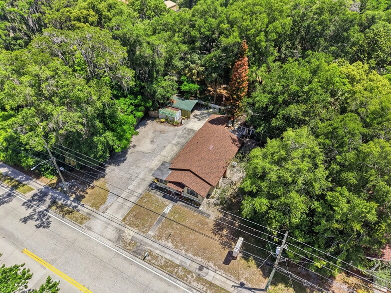 More Photos Of 718 E New York Ave, Deland Specialty For Sale