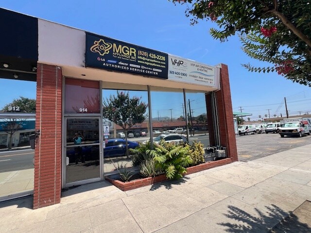 More Photos Of 912-914 S Victory Blvd, Burbank Storefront Retail Office For Lease