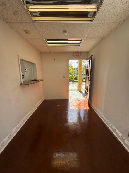 More Photos Of 2331 N State Road 7, Lauderhill Office For Sale