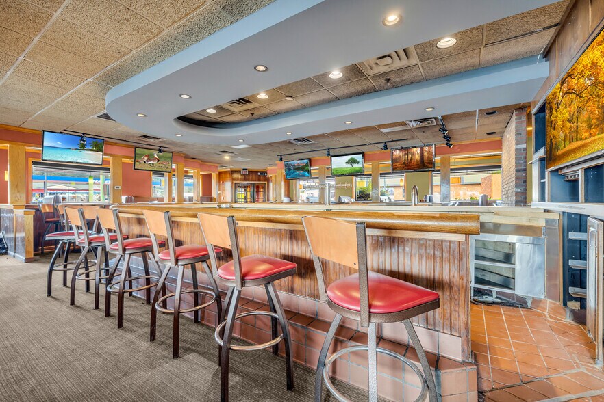 More Photos Of 1589 Big a Rd, Toccoa Flex For Sale