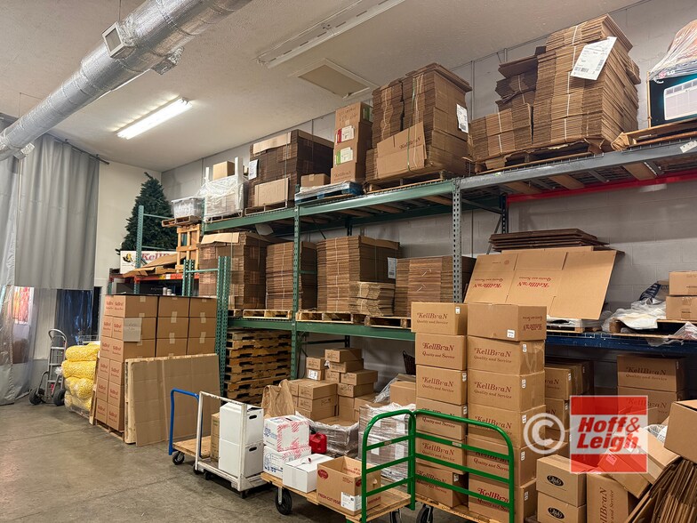More Photos Of 3344 E Waterloo Rd, Akron Warehouse For Sale