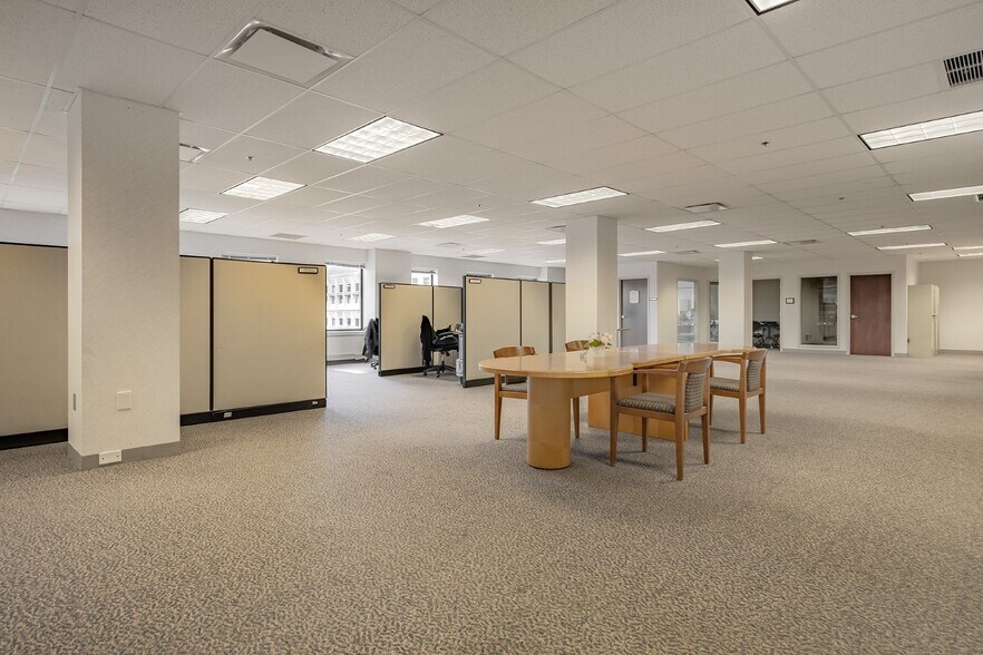 More Photos Of 55-75 Erieview Plz, Cleveland Office For Sale