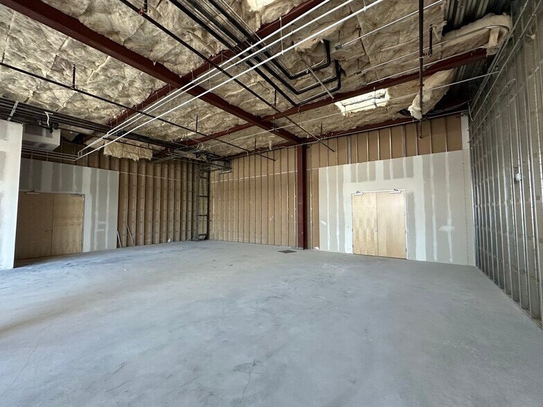 More Photos Of 4625-4635 Admiralty Way, Marina Del Rey Unknown For Lease