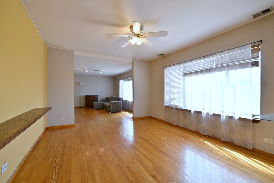 More Photos Of 6744-6756 W Belmont Ave, Chicago Storefront Retail Residential For Sale