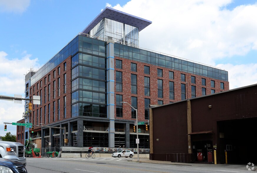 More Photos Of 1310 Fleet St, Baltimore Hotel For Lease