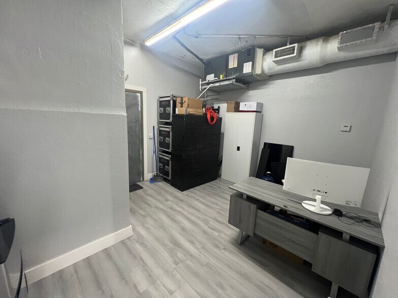 More Photos Of 4751-4799 Palm Ave, Hialeah Storefront Retail Office For Lease