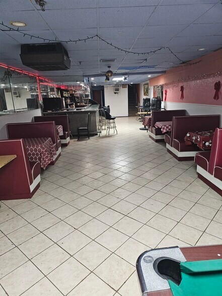 More Photos Of 18018 Hillside Ave, Jamaica Storefront Retail Residential For Lease