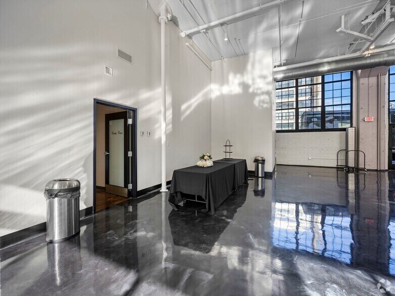 More Photos Of 132 10th St, Saint Paul Apartments For Sale