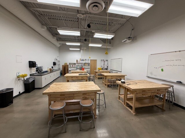 More Photos Of 2121 N University Pky, Provo Freestanding For Sale