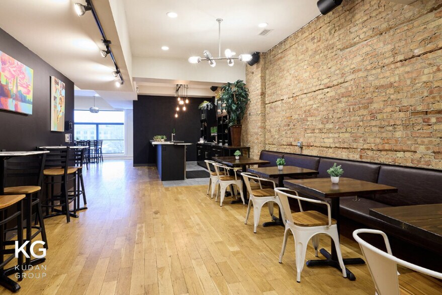 More Photos Of 2337 S Michigan Ave, Chicago Bar For Sale