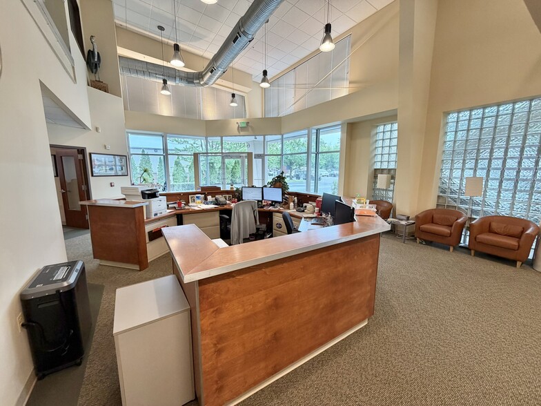 More Photos Of 6339 Howard Ln, Elkridge Office For Sale