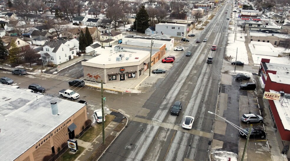 More Photos Of 17535 E 9 Mile Rd, Eastpointe Restaurant For Sale