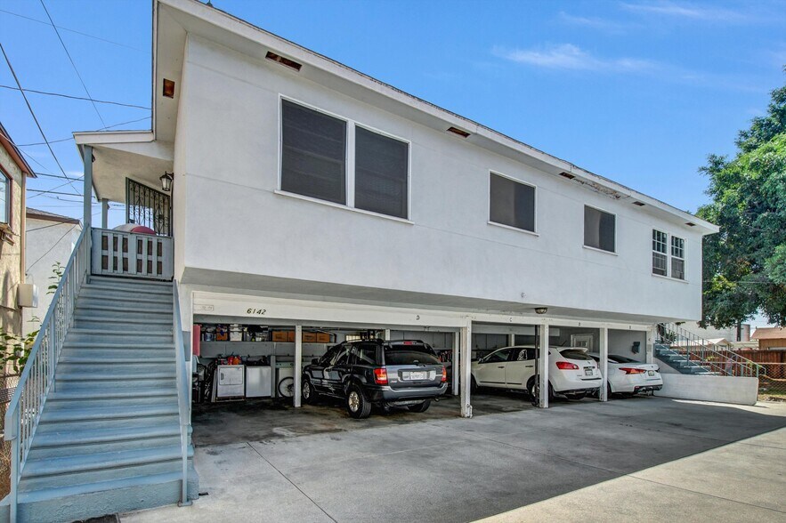 More Photos Of 6142 Vinevale Ave, Maywood Apartments For Sale