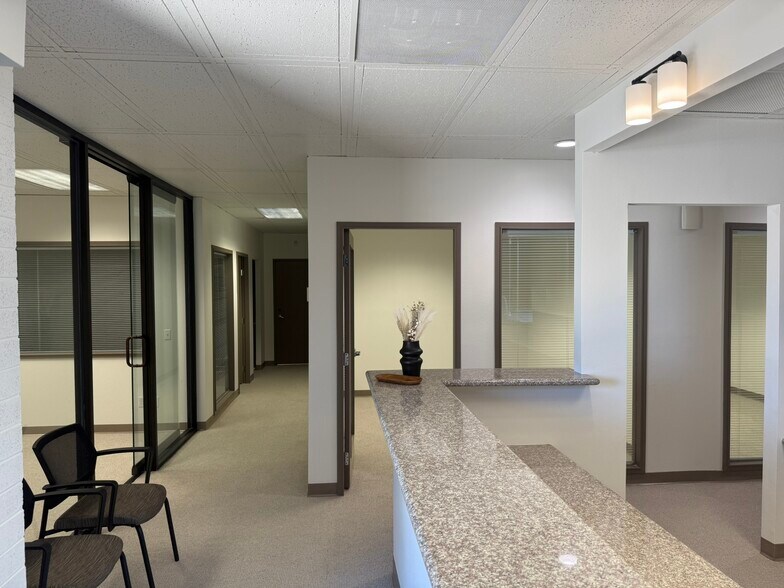 More Photos Of 23191-23193 La Cadena Dr, Laguna Hills Office For Sale
