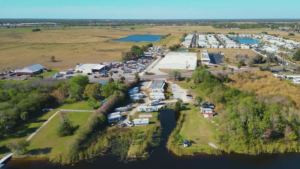 Primary Photo Of 1422 US 441 SE, Okeechobee Hotel For Sale