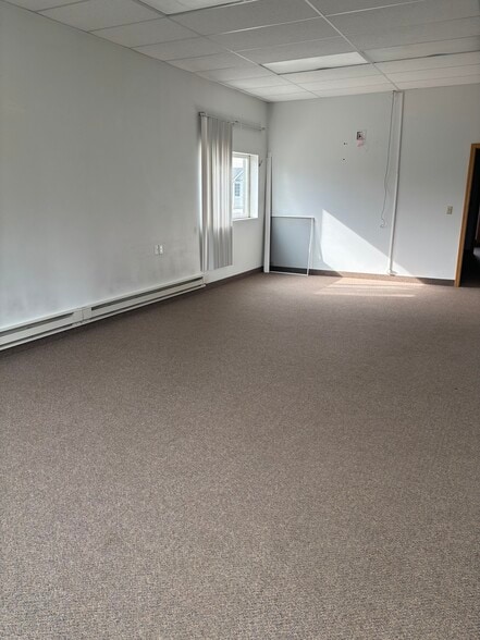 More Photos Of 401 Virginia St, New Meadows General Retail For Sale