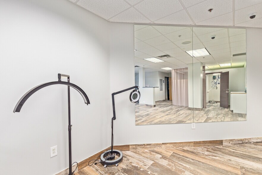 More Photos Of 12625 N Saguaro Blvd, Fountain Hills Storefront Retail Office For Sale