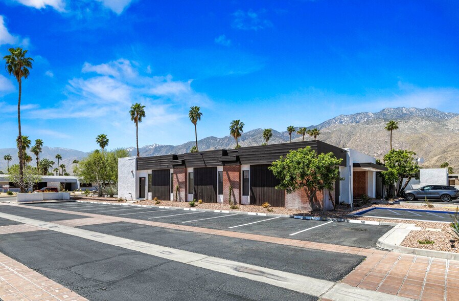 More Photos Of 2150 E Tahquitz Canyon Way, Palm Springs Medical For Lease